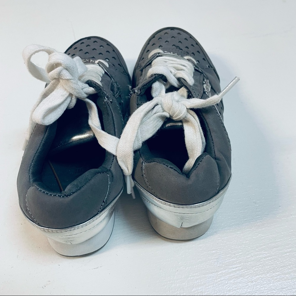 MICHAEL KORS SNEAKERS GRAY SIZE 12 - Picture 6 of 7